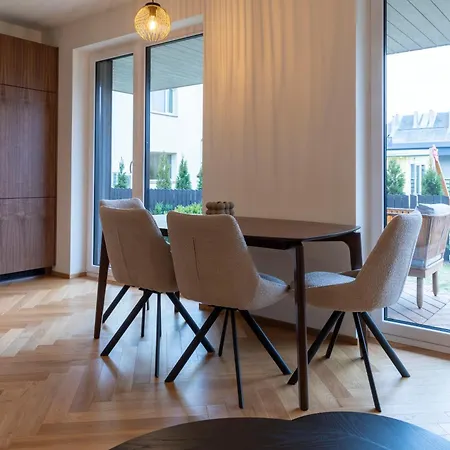 Heven Karusselli بارنو