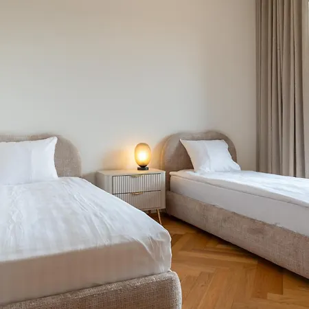 Heven Karusselli * بارنو